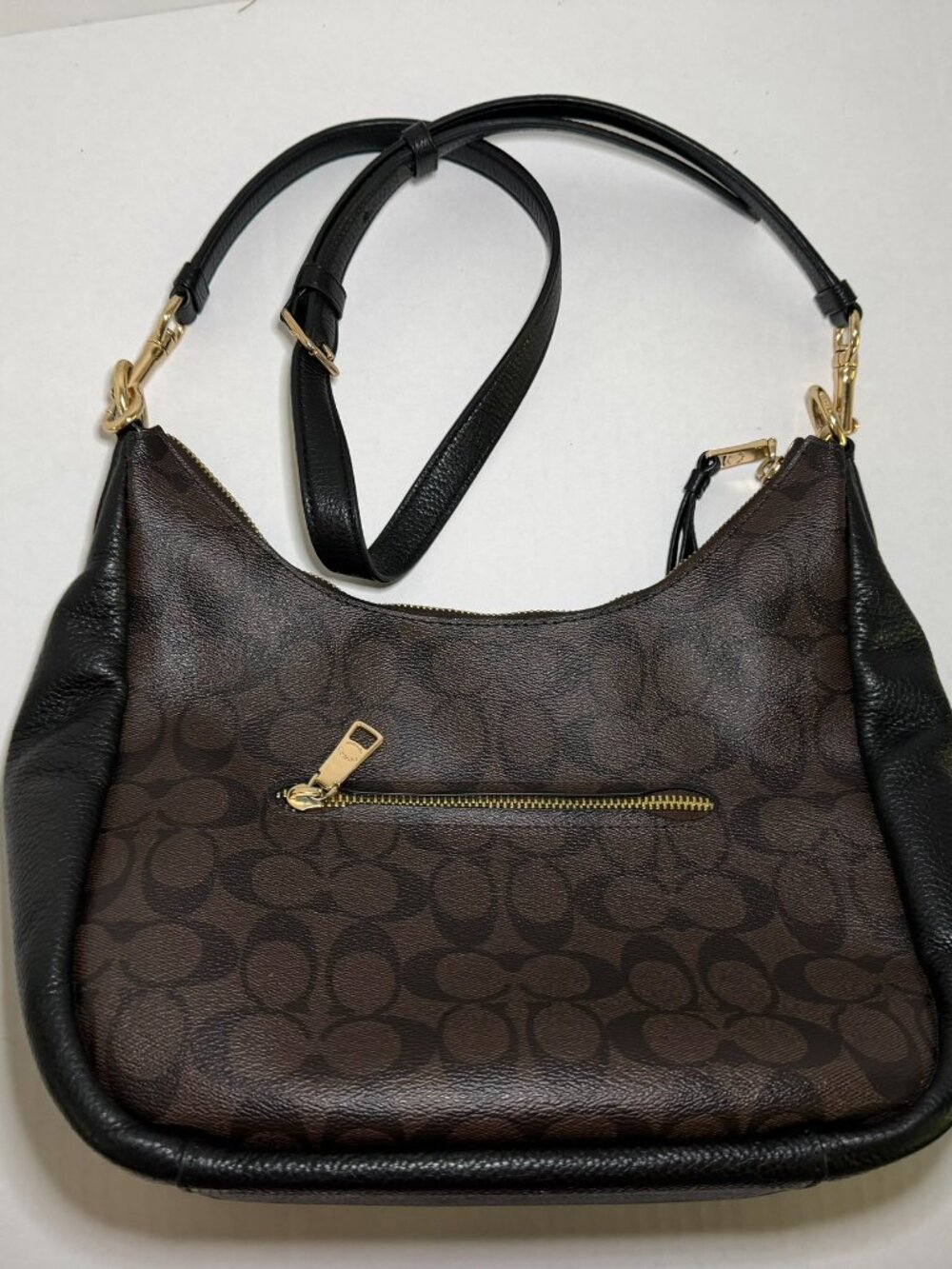 Coach Jules Hobo in Signature Canvas - Picture 4 of 9